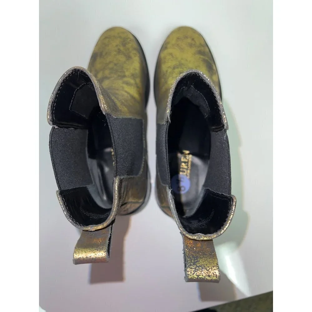 NEW! Lauren Ralph Lauren Distressed Lug Chelsea Boot Corinne Women's Size  8.5